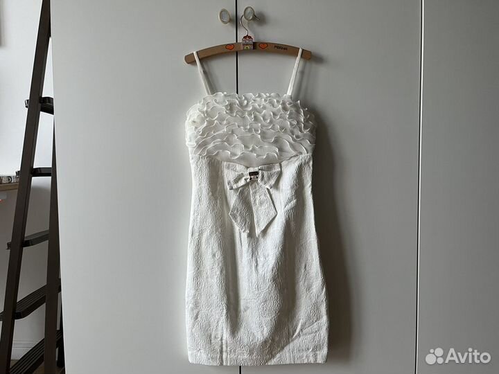 Новое белое платье мини Русалочка Франция S 42