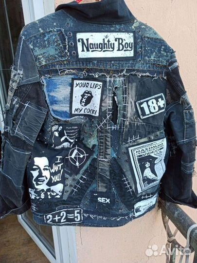 Джинсовая куртка панк зомби дизайнерский