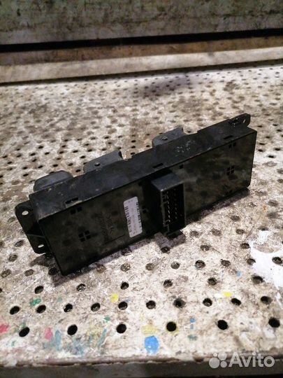 Блок управления стеклоподъемниками SsangYong Actyo