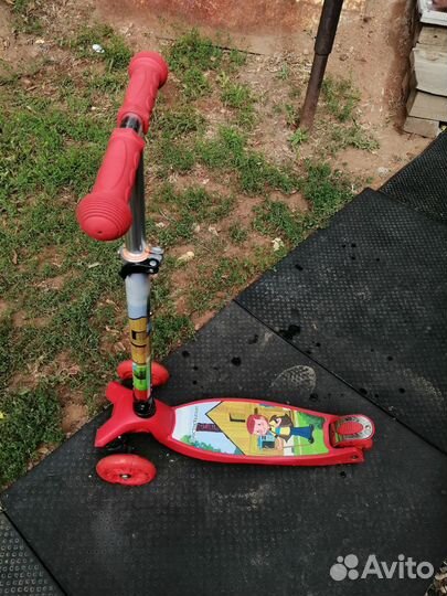 Продаётся самокат детский, в отличном состоянии