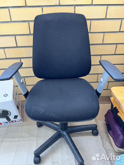 Компьютерное кресло