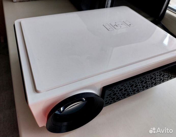 Проектор LED Projector