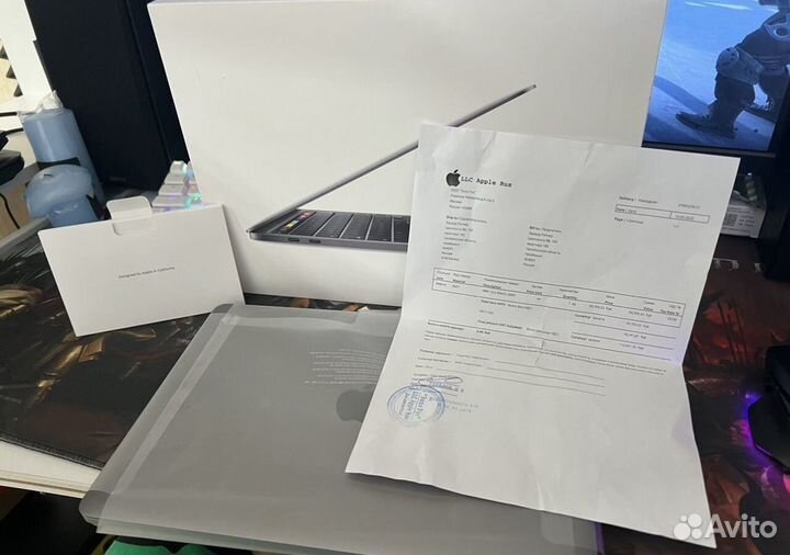 Macbook pro 13 2020 i5, 256gb