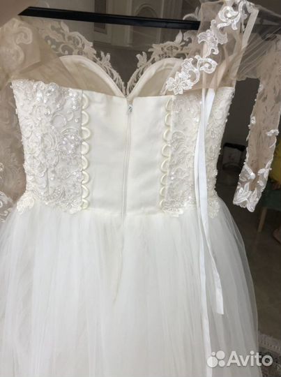 Свадебное платье