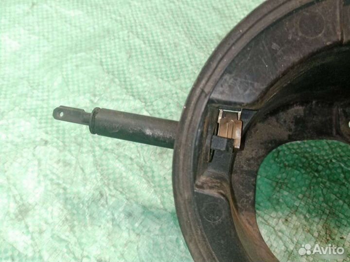 Лючок бензобака Ford Mondeo 3 2003