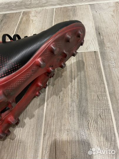 Бутсы для искусственного газона