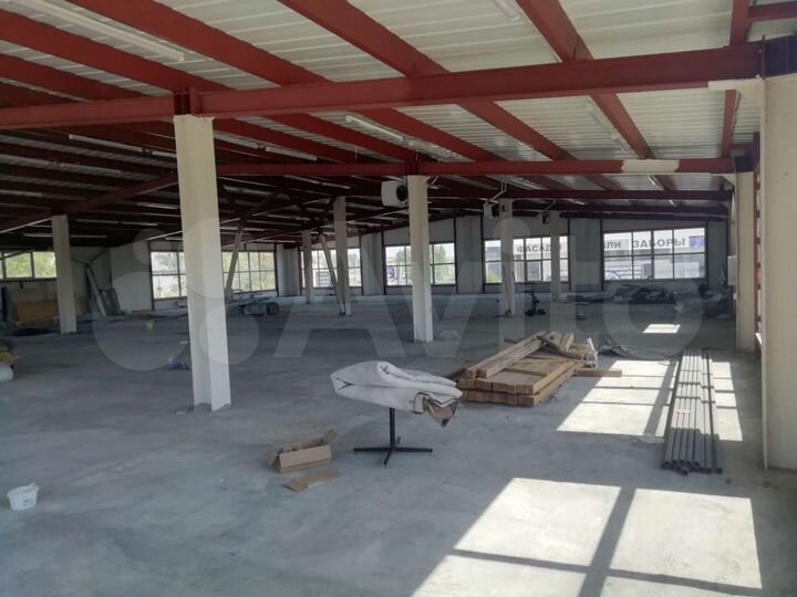 Свободного назначения, 700 м²