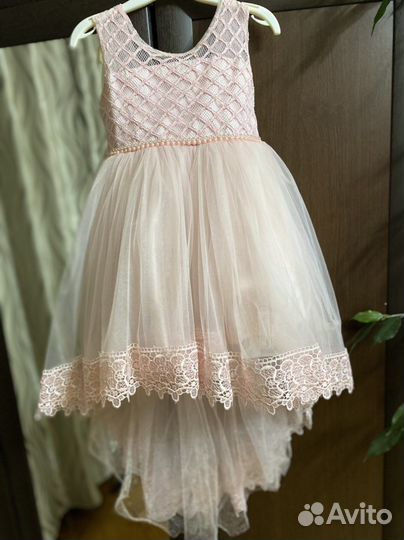 Нарядное платье для девочки