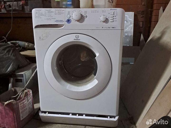 Стиральная машина indesit