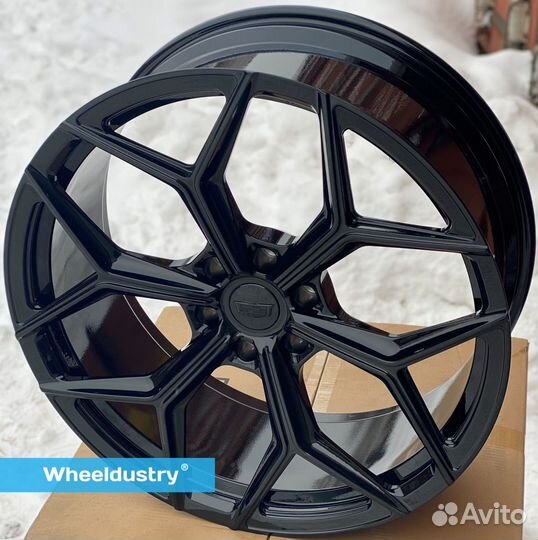 Кованые диски R22 Cadillac Escalade