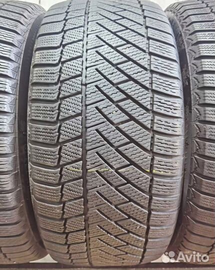 Continental ContiVikingContact 6 245/45 R17 88T