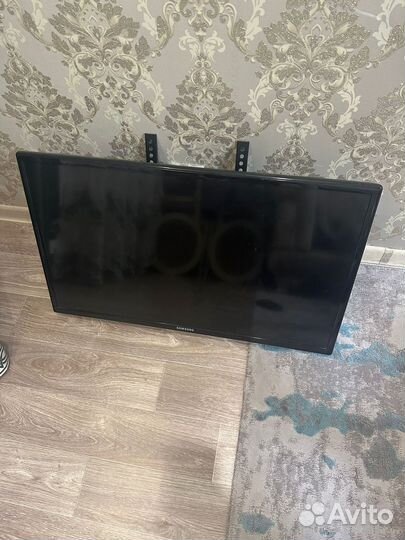 Телевизор samsung