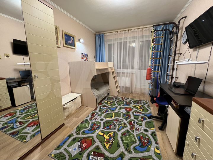 2-к. квартира, 62,6 м², 4/4 эт.