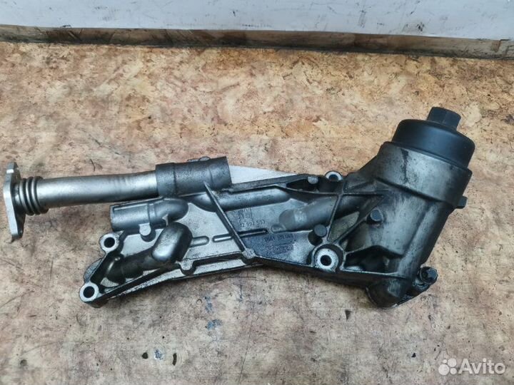 Корпус масляного фильтра Opel Astra H хетчбек 1.8