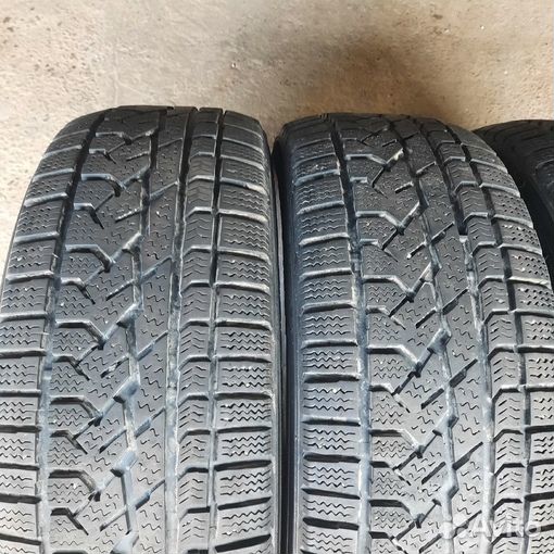 Kumho I'Zen RV KC15 235/60 R17