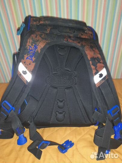 Школьный рюкзак