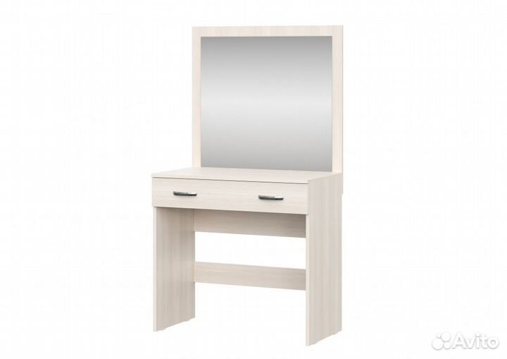 Туалетный столик с зеркалом