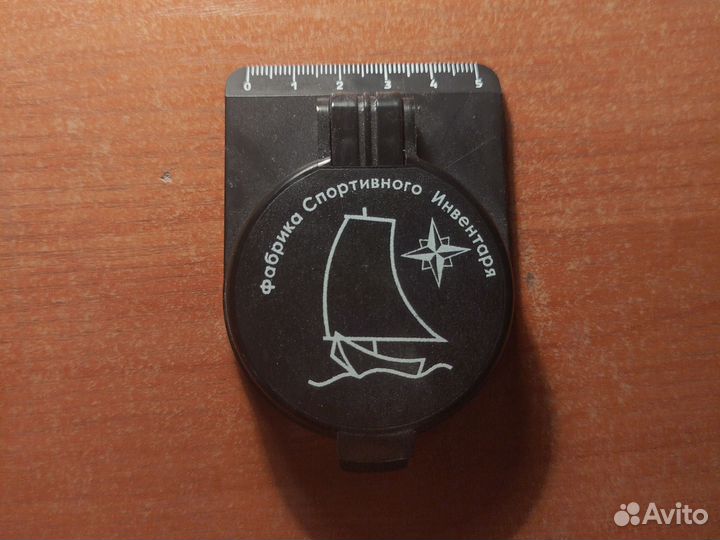 Компас с зеркалом