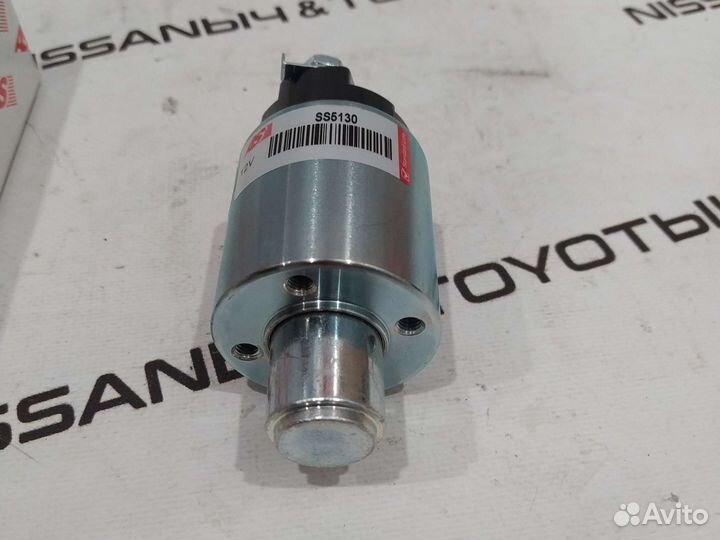 Реле втягивающее стартера на Nissan Pathfinder R51