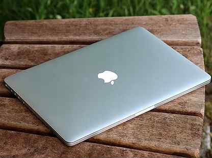 MacBook