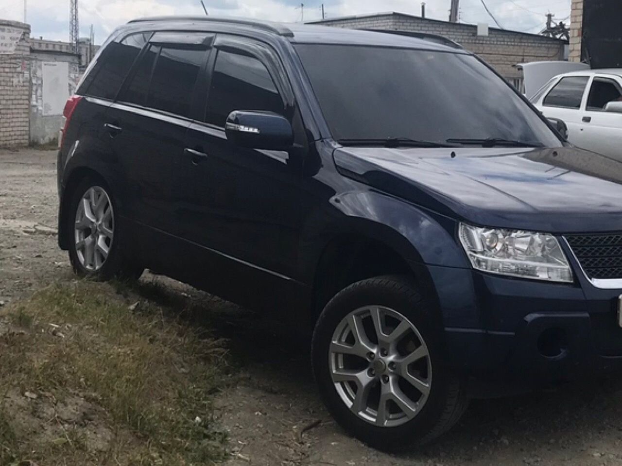 Suzuki Grand Vitara: фото владельца