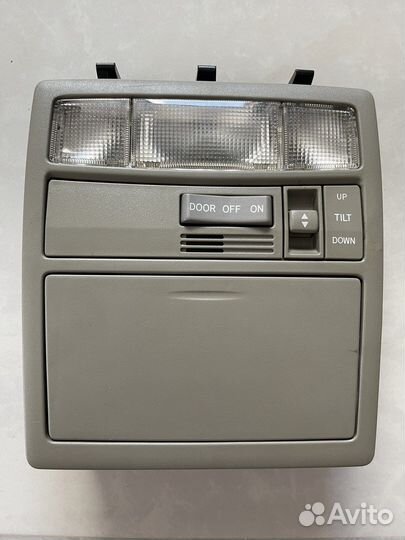 Фонарь салона (плафон) с люком для camry 40