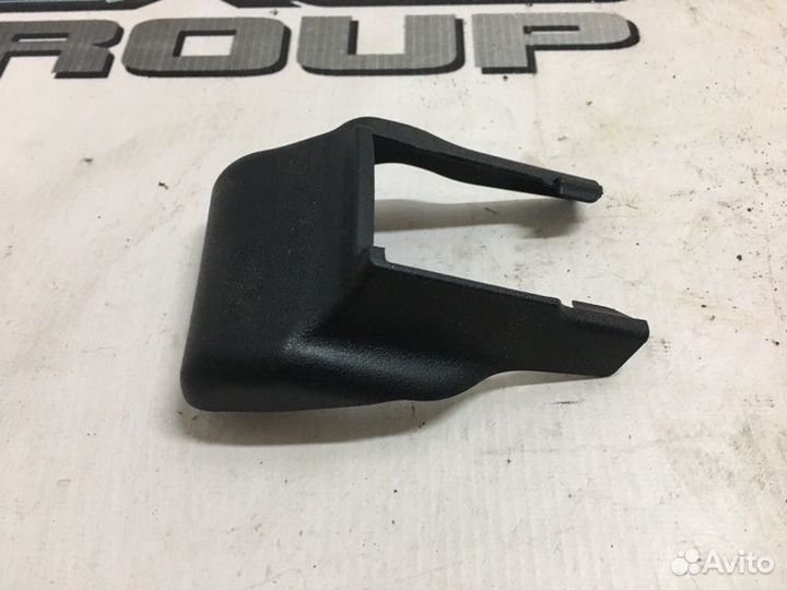 Накладка переднего сиденья лев. перед. Toyota RAV4