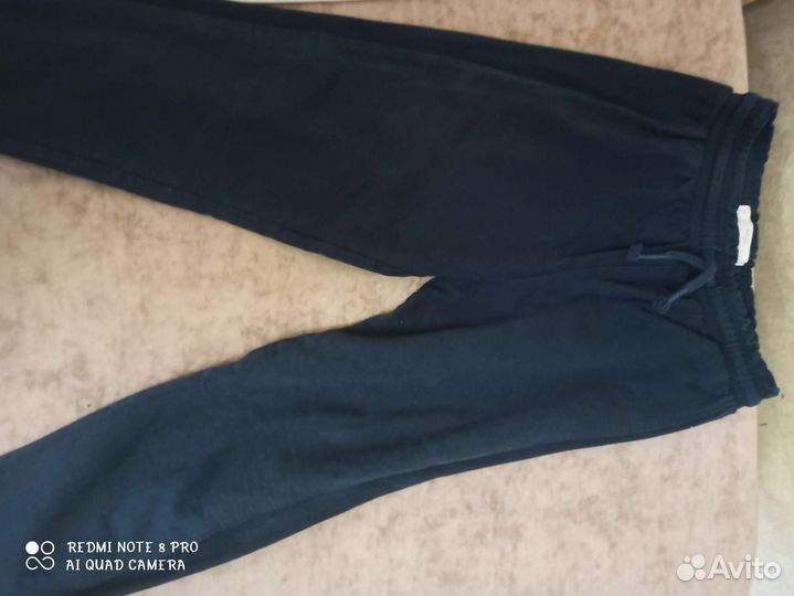 Вещи чистые практически не ношение