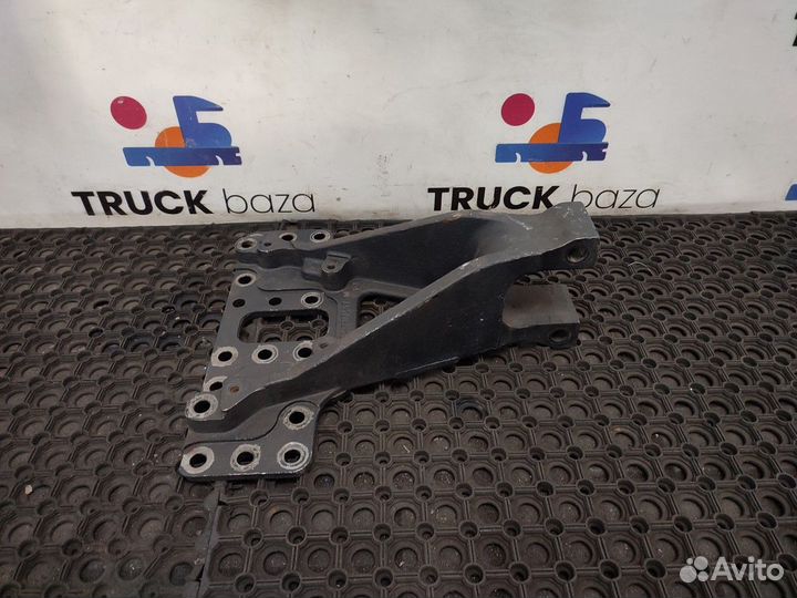 54901291244710 Кронштейн реактивной тяги