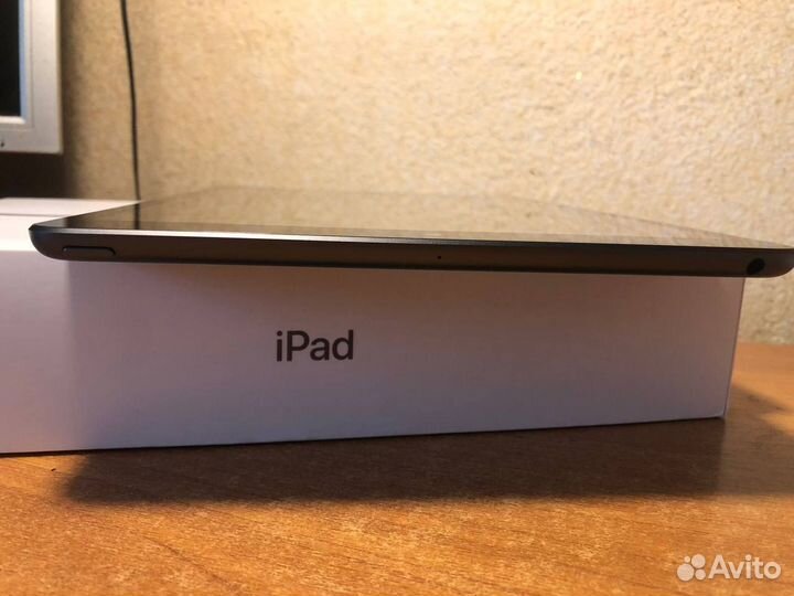 Планшет apple iPad 9 поколения