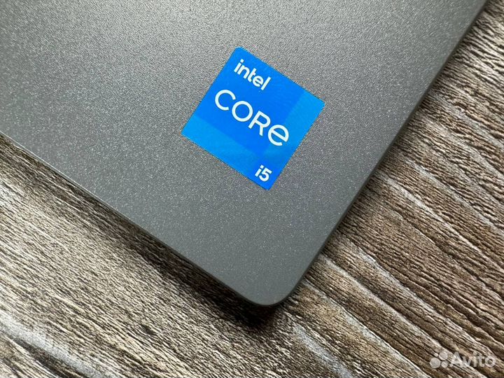 Ноутбук Dell Latitude 3540 i5-1335U 8GB 256GB