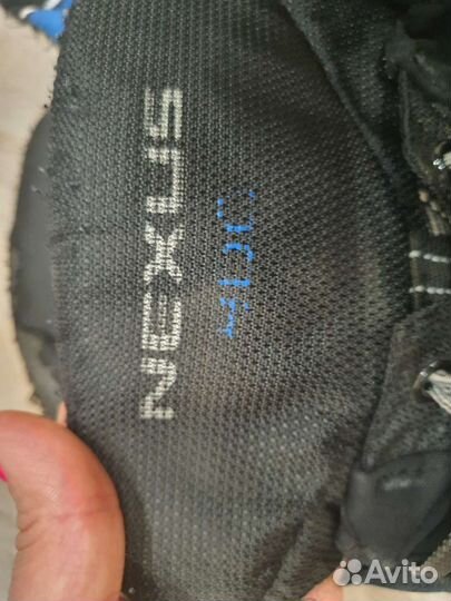 Нагрудник хоккейный,хоккейные шорты на 150 рост