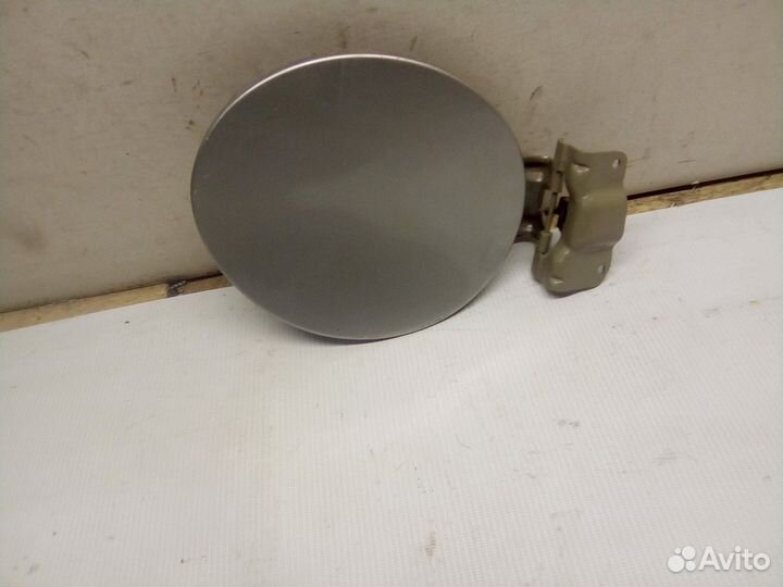 Лючок бензобака Nissan Note