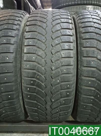 Bridgestone Blizzak Spike-01 215/60 R16 101N