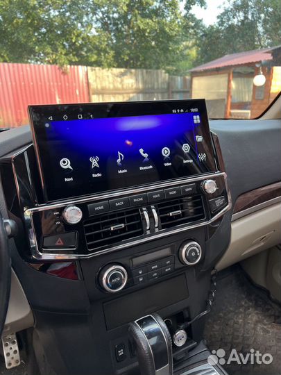 Штатная магнитола Mitsubishi Pajero 4 V93, V97