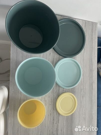 Набор емкостей