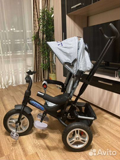 Трехколесный велосипед с родительской ручкой