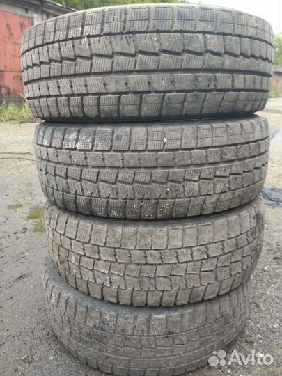 Dunlop Winter Maxx 215/60 R16 99T