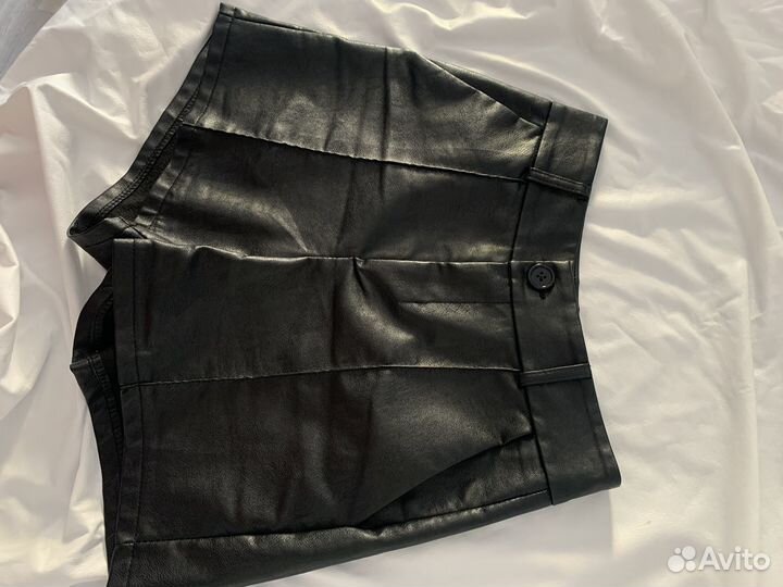 Шорты женские кожаные