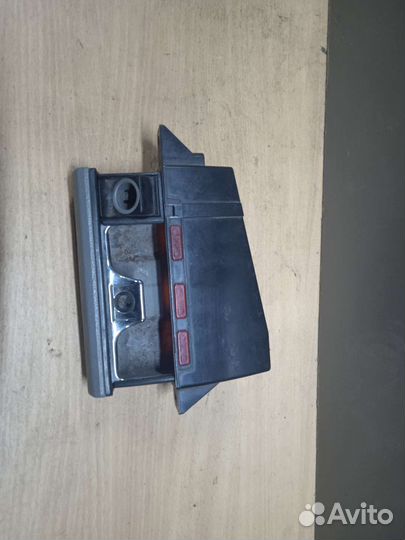 Пепельница прикуриватель BMW 7 E32 бмв 7 E32