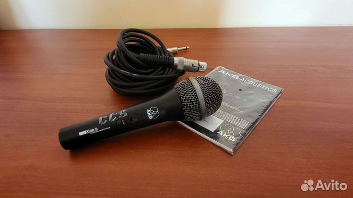 Микрофон AKG D 88 S
