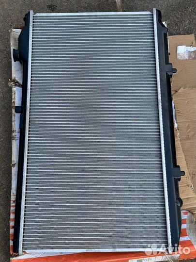 Радиатор охлаждения lexus GS300