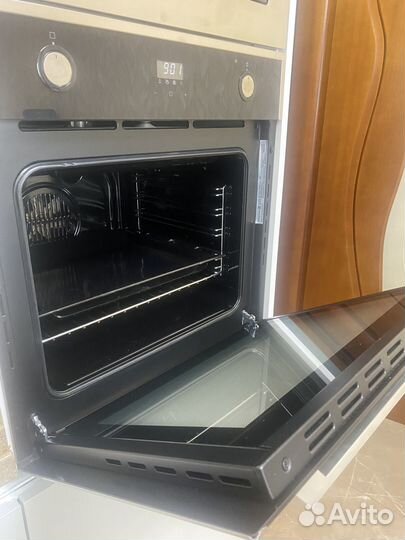 Встраиваемый духовой шкаф 60см электрический