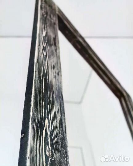 Зеркало в брашированной раме под заказ