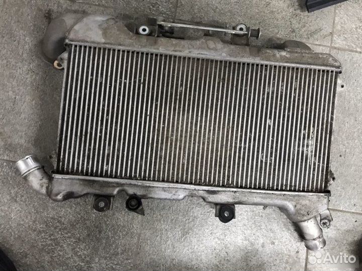 Интеркулер Toyota Land Cruiser 200