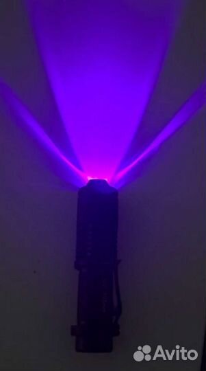 Ультрафиолетовый фонарь 365 HM