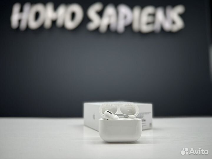 AirPods Pro(кейс и L наушник)
