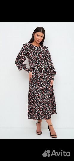 Нарядное дизайнерское вискозное платье