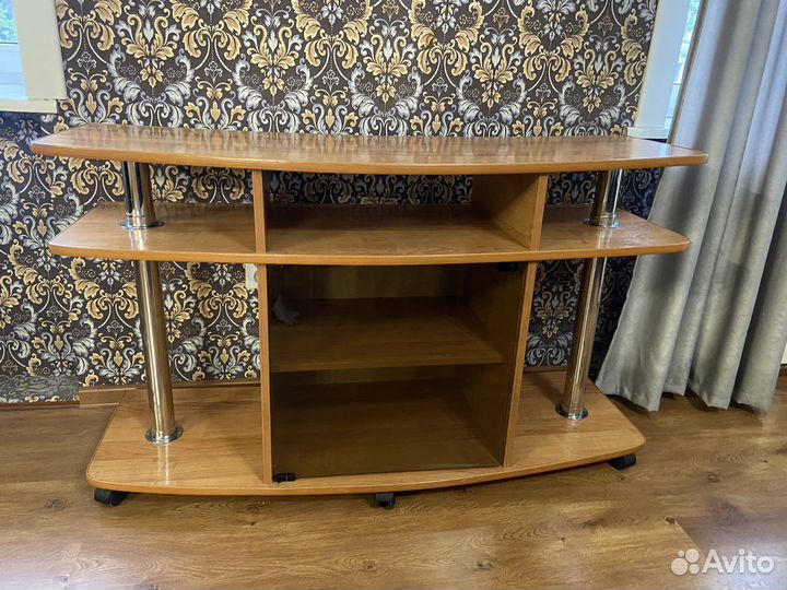 Тумба под телевизор