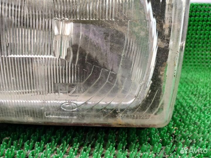 Фара передняя правая Лада 2105 2000